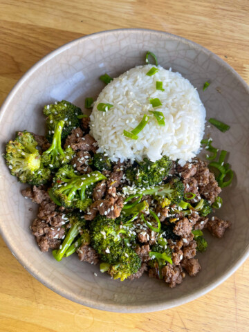 Paleo beef and broccoli