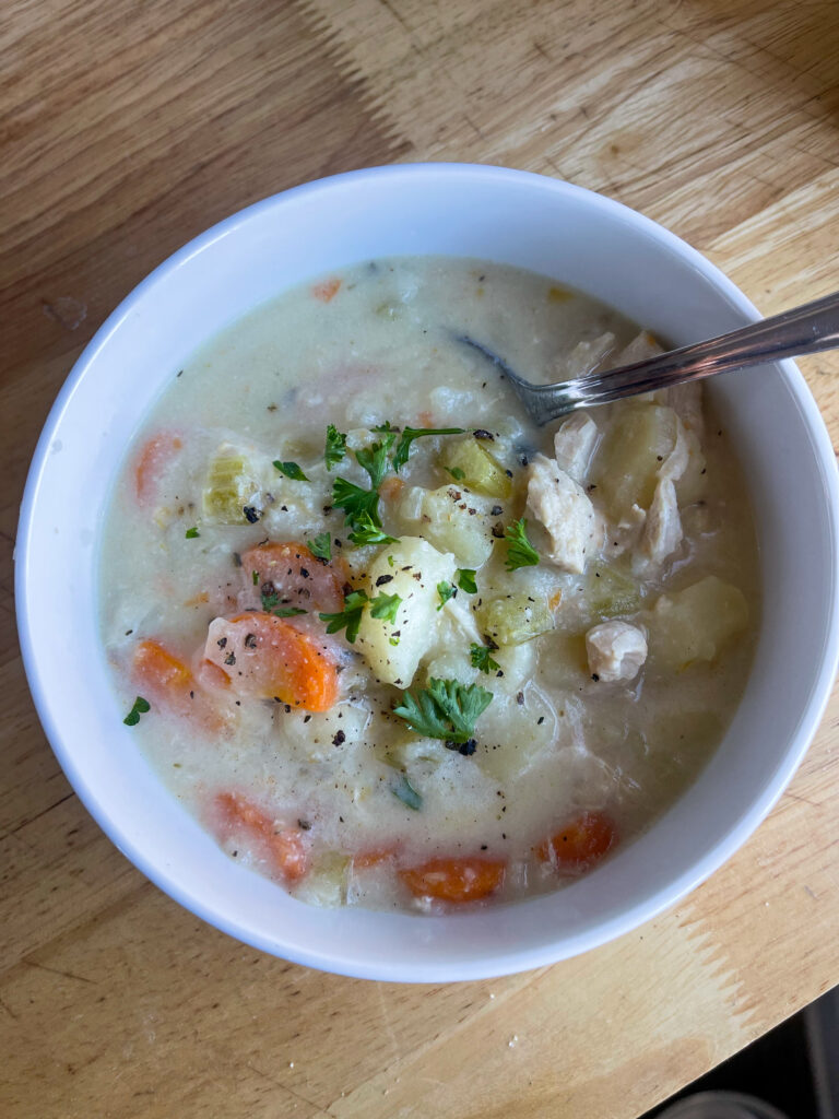 Instant pot chicken pot pie soup