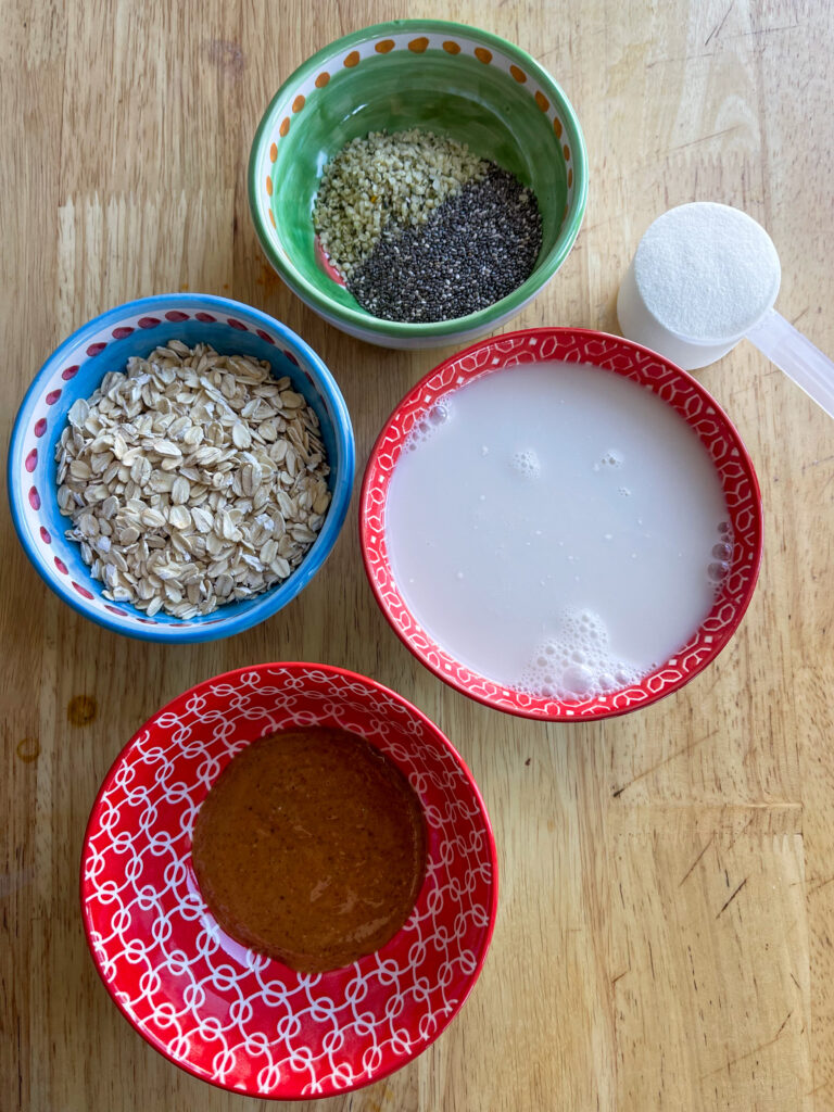 Ingredients for overnight oats