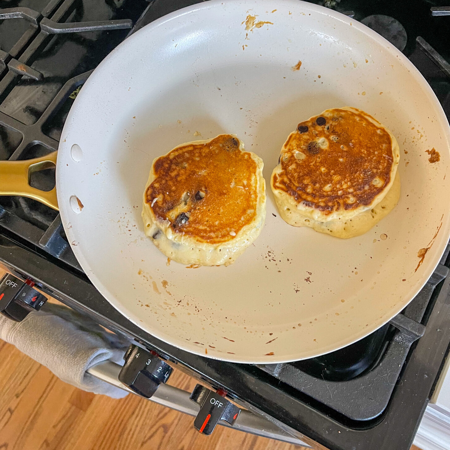 Pancakes cooking