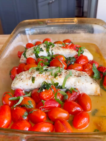 baked halibut with tomatoes