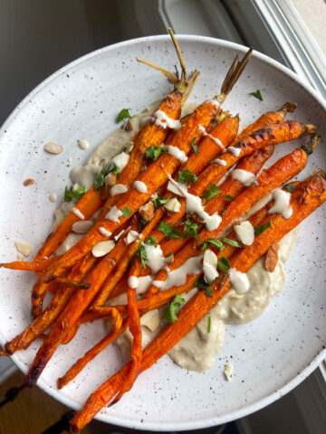 roasted carrots with tahini sauce